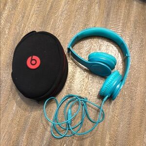 Beats Solo HD - Turquoise Over Ear Headphones